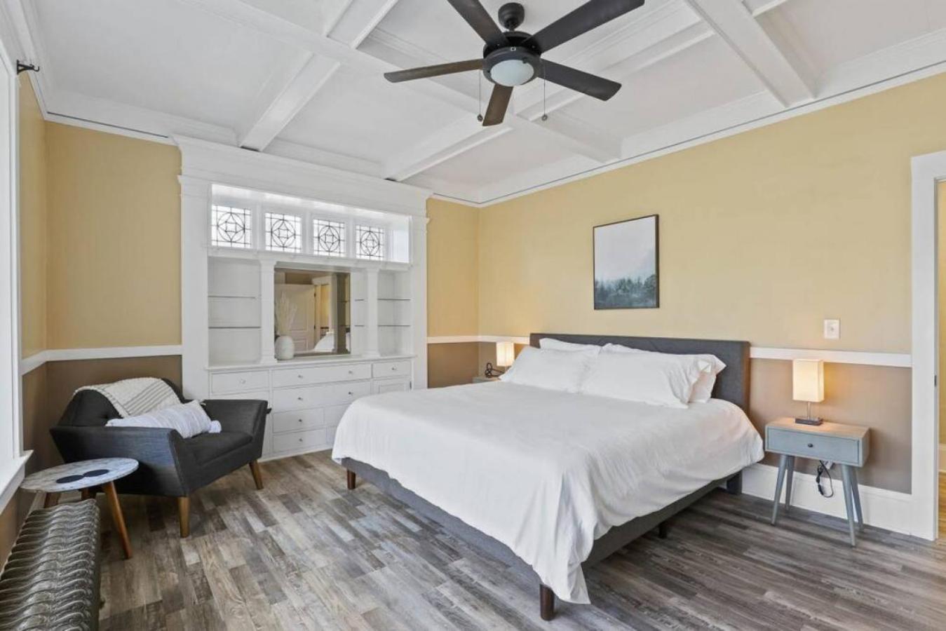 Stunning Craftsman In Manito Free Parking Apartment *